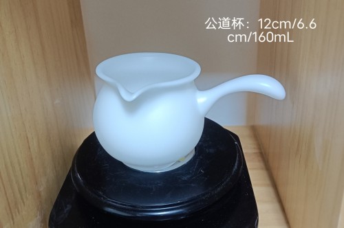 160mL537ea5c84e2d2e88.jpg